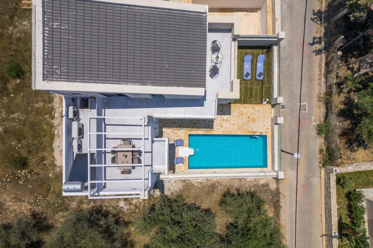 Megalith Villas Agia Marina  Exterior photo